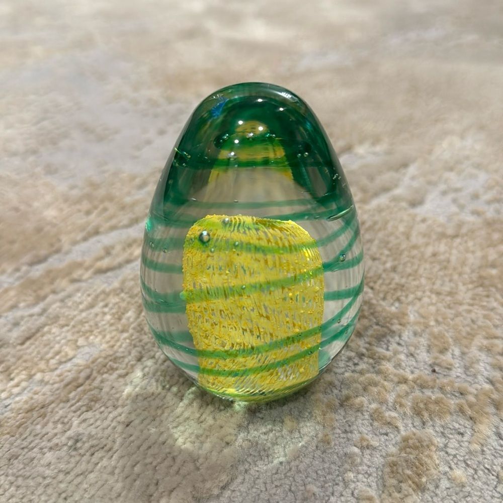 Studio Art Glass Egg Shaped‎ Yellow Green Swirly Paperweight